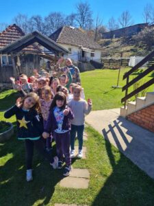 старија_васпитна_група_ђурђевак3-225x300 Ђурђевак галерија